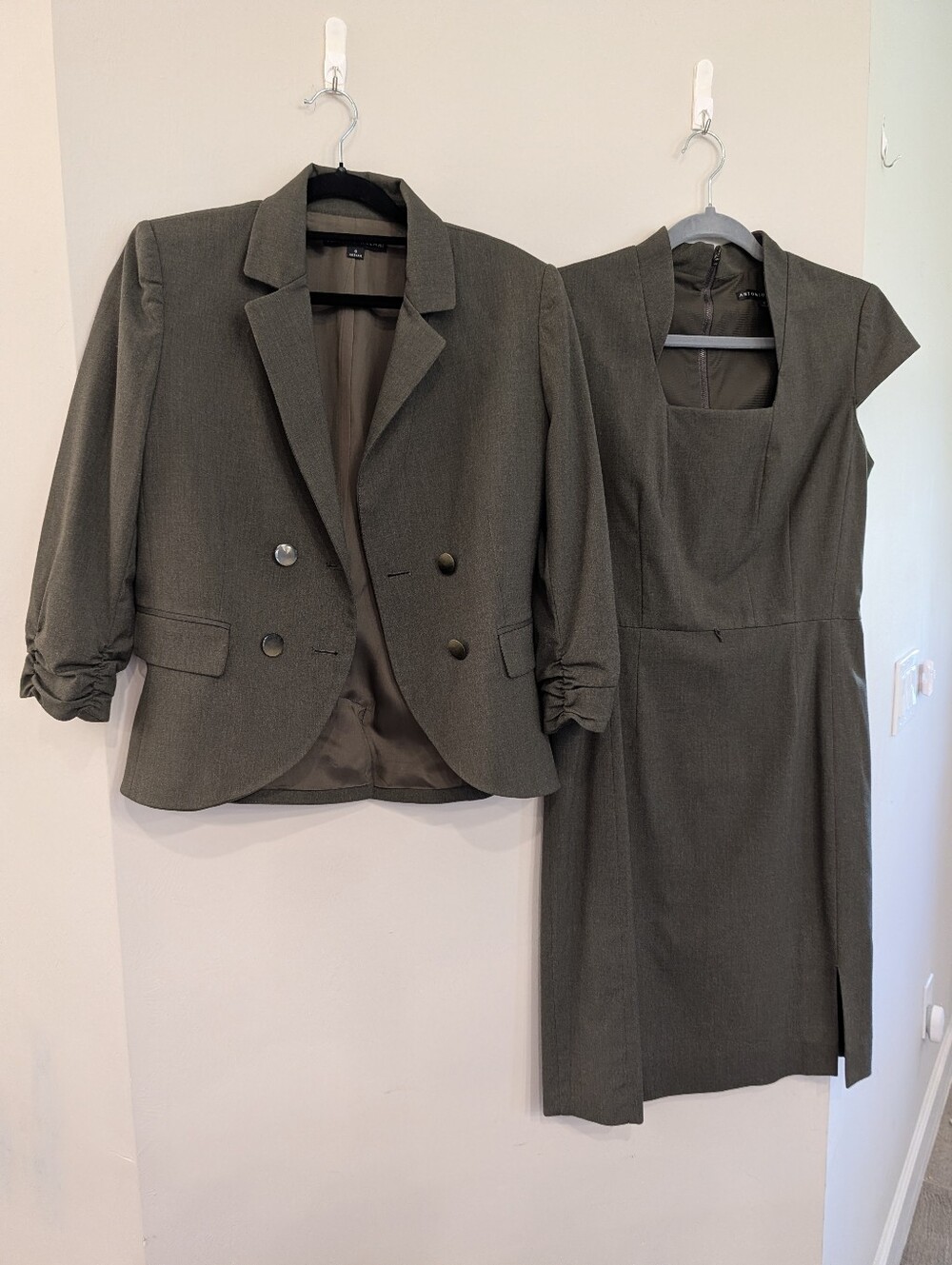 Antonio Melani 2pc Olive Dress & Jacket Women's Size 6 Suit Seperates